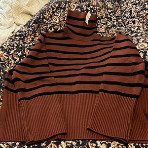 Gap Split Hem Turtleneck Sweater Neutral Stripe Medium NWT